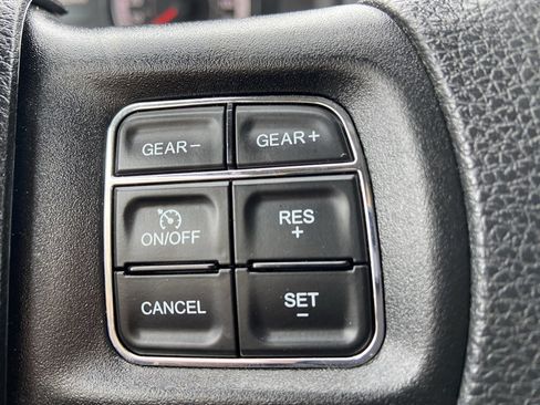 Used 2020 RAM 1500 Tradesman w/ Chrome Appearance Group image 12