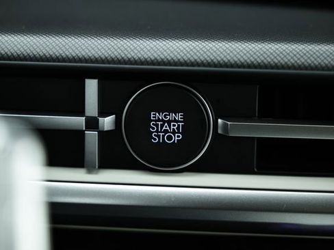 New 2026 Hyundai Santa Fe SE image 11