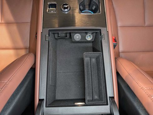 New 2026 Lincoln Aviator Reserve w/ Jet Appearance Package image 14