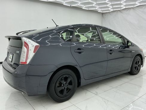 Used 2013 Toyota Prius Two FWD image 6