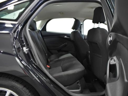 Used 2017 Ford Focus SE image 20
