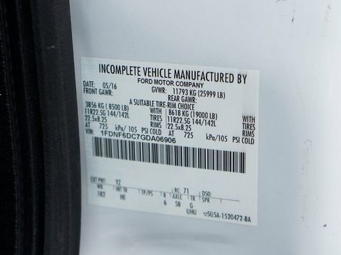 Used 2016 Ford F650 2WD Regular Cab Super Duty image 52