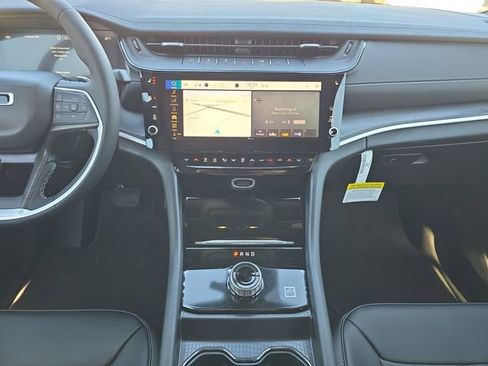 New 2026 Jeep Grand Cherokee Limited w/ Limited Altitude Package RWD image 11