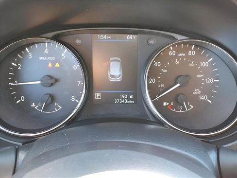 Used 2022 Nissan Rogue Sport SV image 21