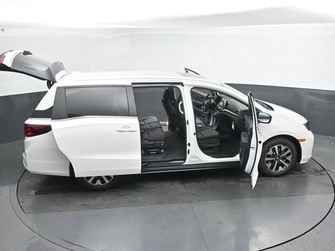 New 2026 Honda Odyssey EX-L image 43
