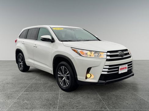 Used 2018 Toyota Highlander Plus image 7