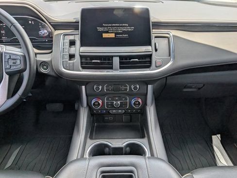 Used 2023 GMC Yukon XL SLT RWD image 7