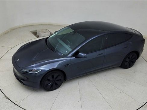 Used 2025 Tesla Model 3 Long Range image 78