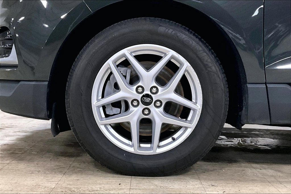 Certified 2024 Ford Edge SEL AWD/4WD image 9