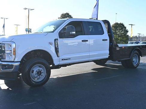 New 2026 Ford F350 XL w/ XL Chrome Package image 1