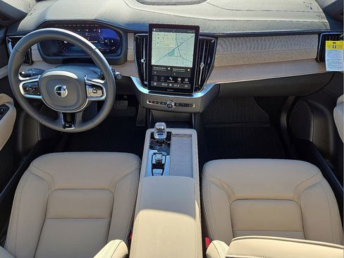 Certified 2026 Volvo XC90 B6 Plus w/ Protection Package Premier AWD/4WD image 16