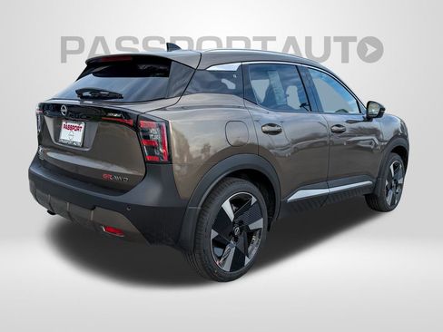 New 2026 Nissan Kicks SR image 6