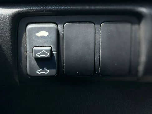 Used 2005 Honda Accord EX-L image 30