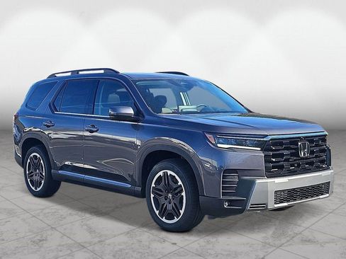 New 2026 Honda Pilot Touring image 5