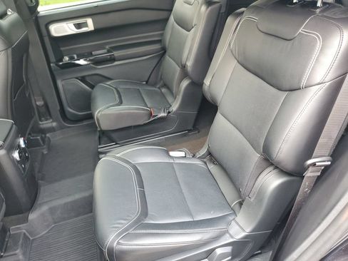 Used 2023 Ford Explorer ST w/ Equipment Group 401A AWD/4WD image 32