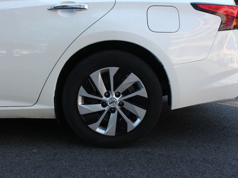 Used 2020 Nissan Altima 2.5 S FWD image 10