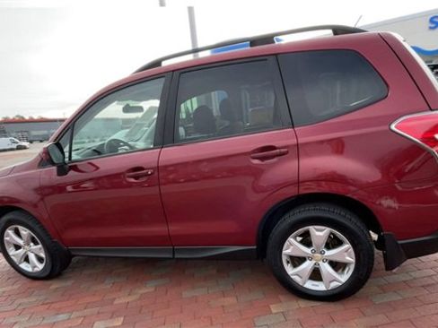 Used 2015 Subaru Forester 2.5i Premium w/ All-Weather Package image 7