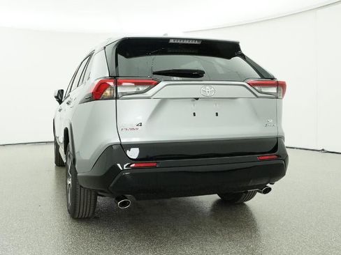 New 2025 Toyota RAV4 SE image 22