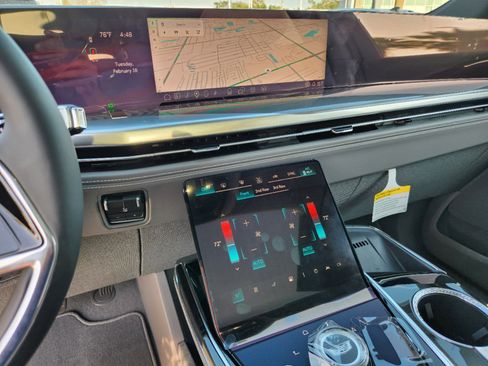 New 2025 Cadillac Escalade IQ Sport 1 w/ Smart Trailering package image 27