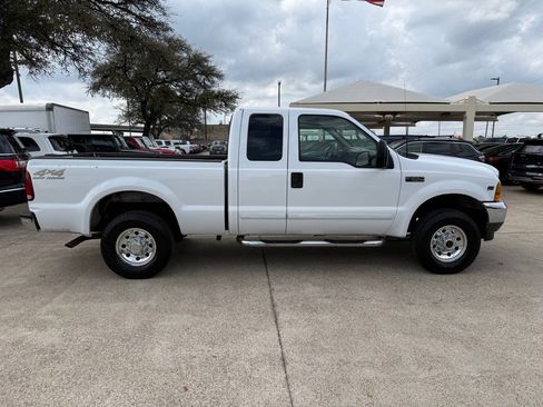 Used 2001 Ford F250 4x4 SuperCab Super Duty image 8