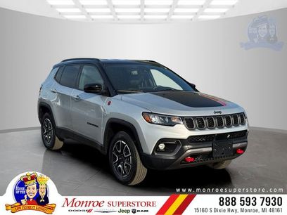 Used 2025 Jeep Compass Trailhawk