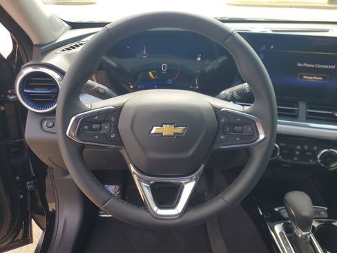 New 2026 Chevrolet Trax LT w/ Driver Confidence Package FWD image 19