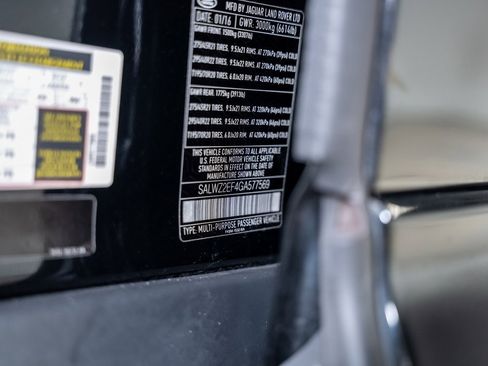 Used 2016 Land Rover Range Rover Sport SVR image 72