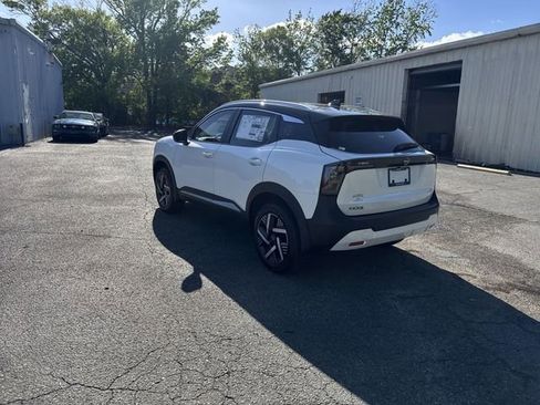 New 2026 Nissan Kicks SV FWD image 7