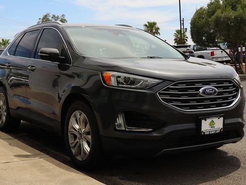 Used 2020 Ford Edge Titanium FWD image 14