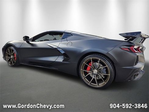 Used 2024 Chevrolet Corvette Stingray Preferred Cpe w/ Z51 Performance Package image 3
