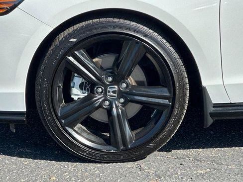 Used 2023 Honda Accord Sport image 25