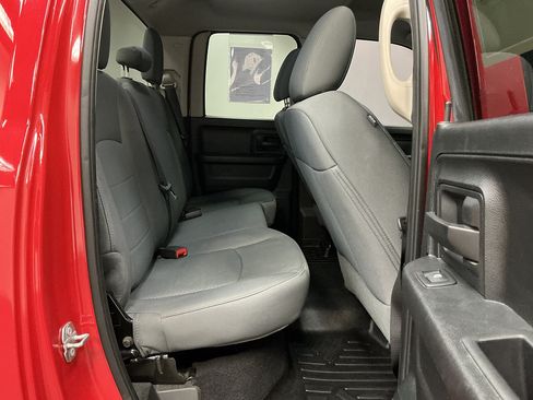 Used 2018 RAM 1500 Express AWD/4WD image 27