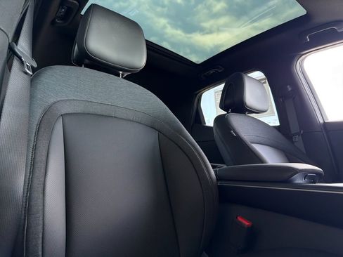 New 2026 Genesis GV60 RWD image 17