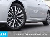 Used 2023 Nissan Altima 2.5 SV image 3