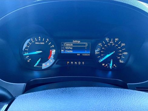 Used 2018 Ford Explorer FWD image 17