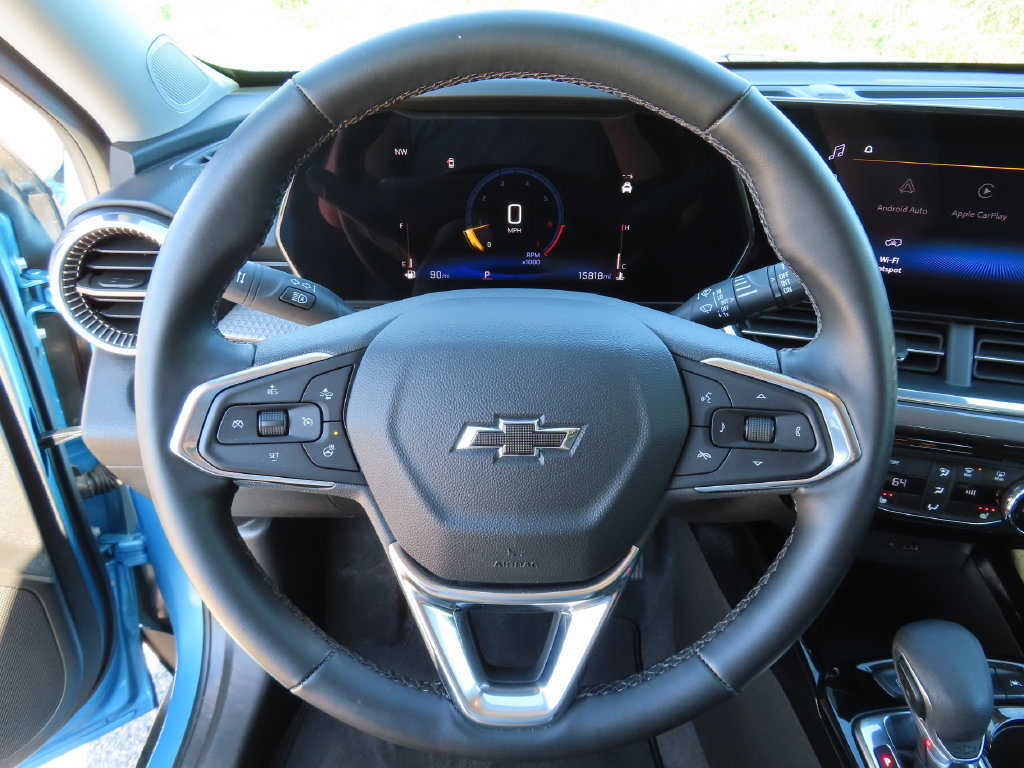 Used 2025 Chevrolet Trax ACTIV w/ Driver Confidence Package FWD image 18