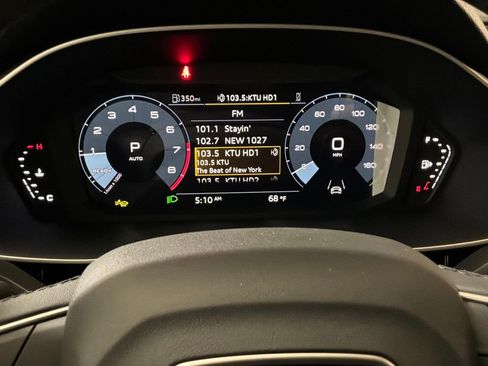 Certified 2025 Audi Q3 2.0T Premium w/ Convenience Package image 16