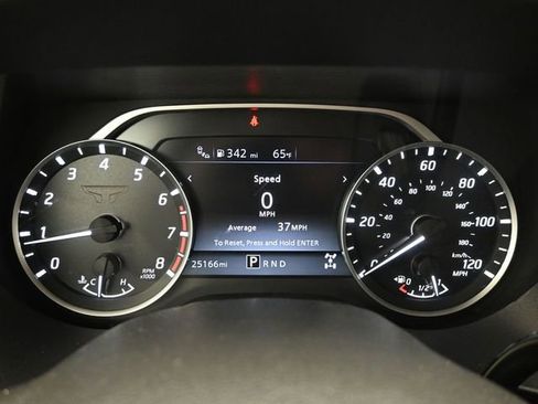 Used 2024 Nissan Titan SV w/ Accessory Utility Package image 27