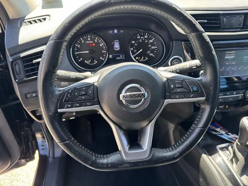 Used 2020 Nissan Rogue Sport SL image 23