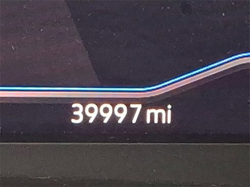 Used 2023 Volkswagen Atlas SEL image 21