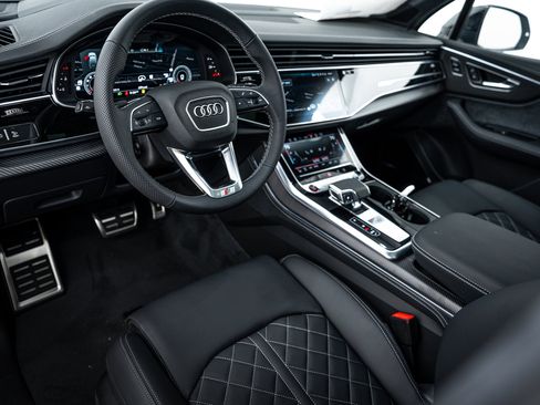 New 2026 Audi SQ7 Prestige image 9