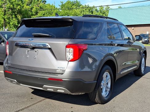 Certified 2023 Ford Explorer XLT w/ Equipment Group 202A AWD/4WD image 6