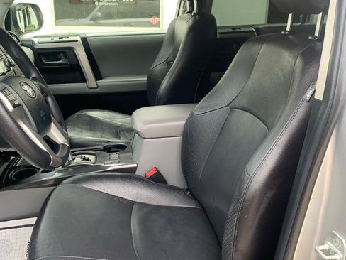 Used 2013 Toyota 4Runner SR5 image 7