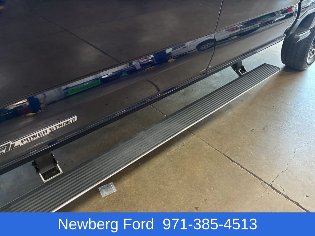 Used 2023 Ford F350 Platinum AWD/4WD image 12