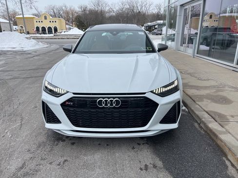 Used 2025 Audi RS 6 performance image 56