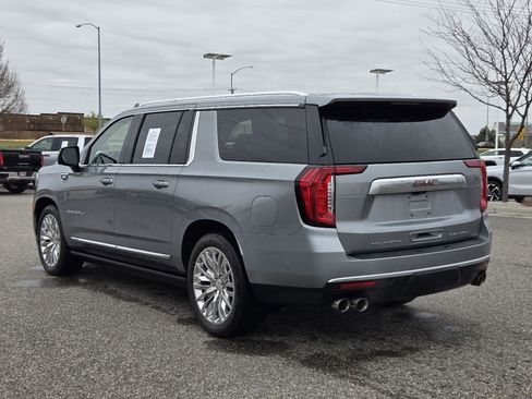 Used 2023 GMC Yukon XL Denali w/ Denali Reserve Package image 14