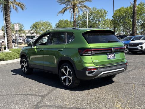 New 2026 Volkswagen Taos SEL AWD/4WD image 2