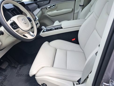 New 2026 Volvo XC90 B6 Ultra image 6