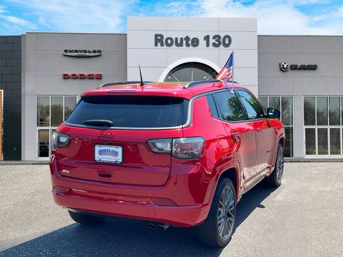 Used 2022 Jeep Compass Limited w/ (RED) Package AWD/4WD image 4