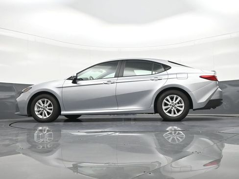 Used 2025 Toyota Camry LE w/ Convenience Package FWD image 24